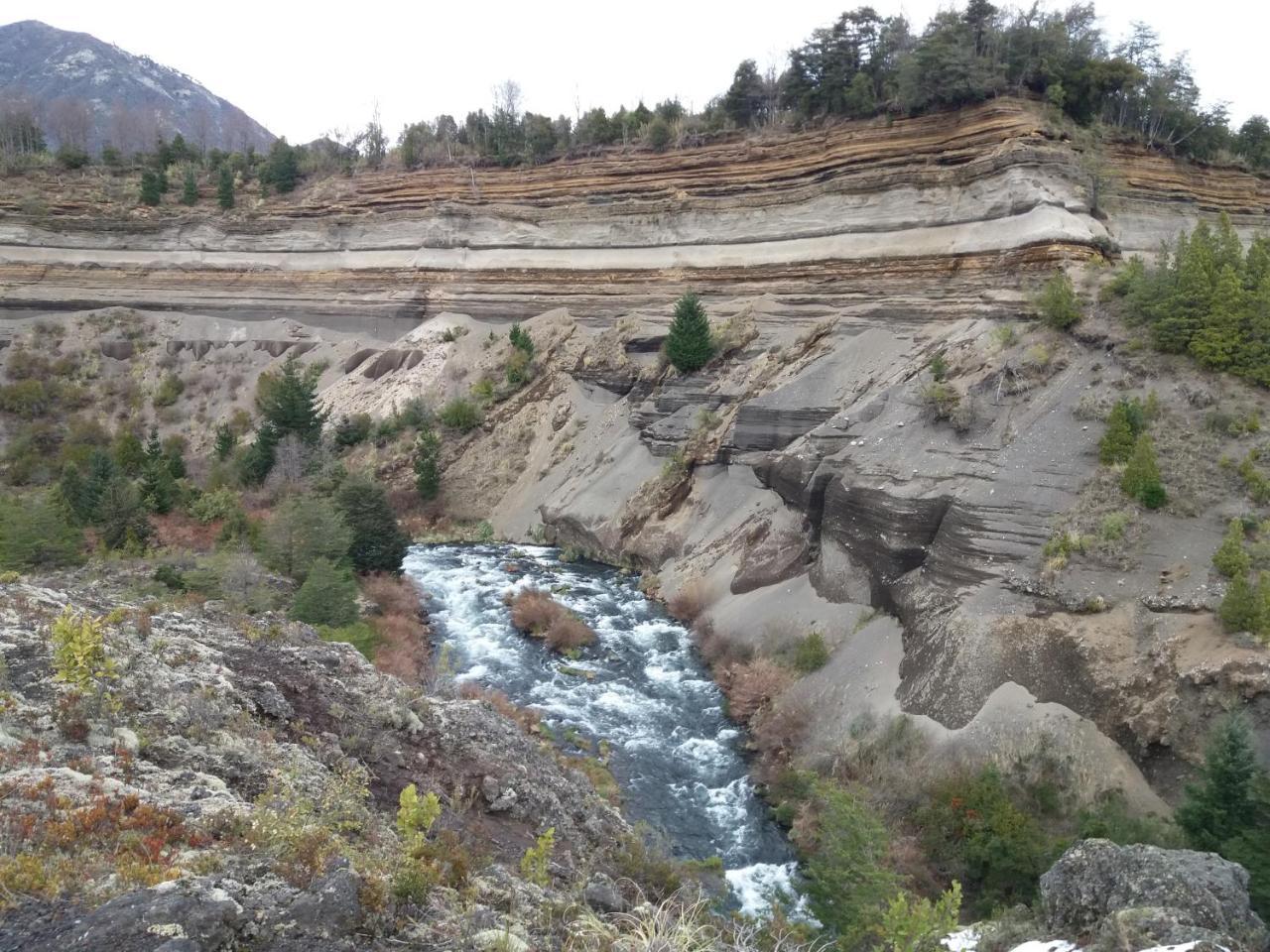 Antu Mahuida Domos Y Melipeuco